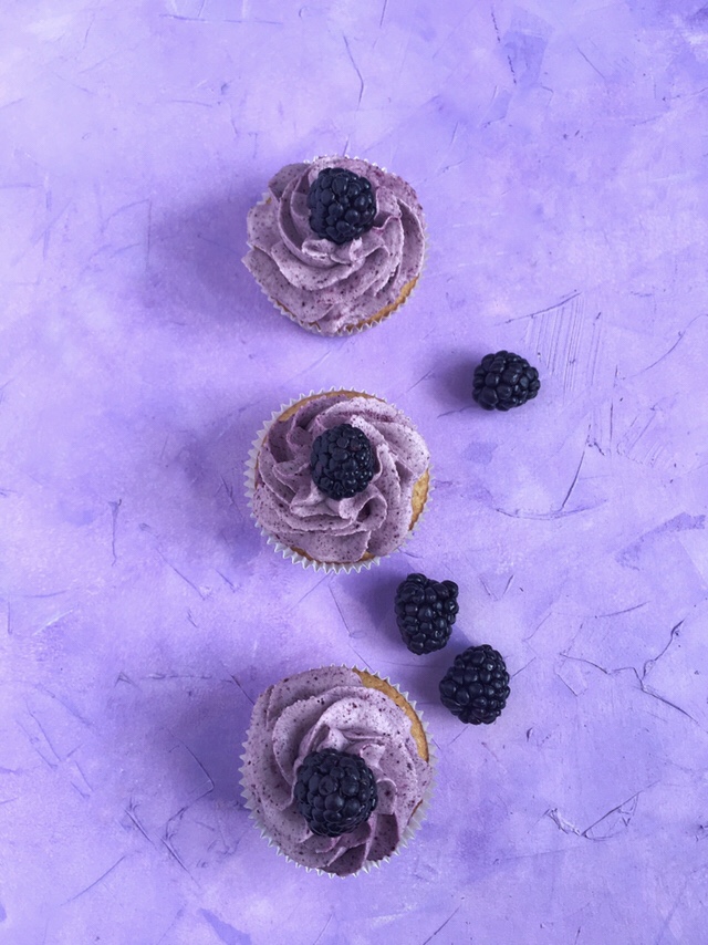 Vanilla Cupcakes with Blackberry Mascarpone Frosting