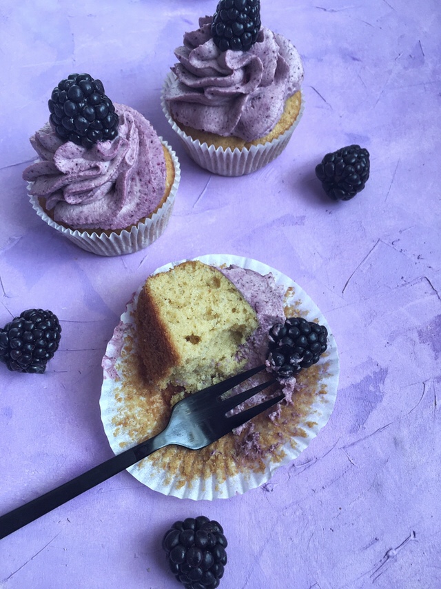 Vanilla Cupcakes with Blackberry Mascarpone Frosting