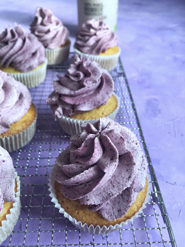 Vanilla Cupcakes with Blackberry Mascarpone Frosting